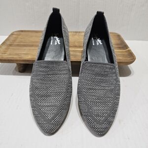 Seychelles Gray Woven Flats Size   8.5W Pointed Toe Slip On Memory Foam